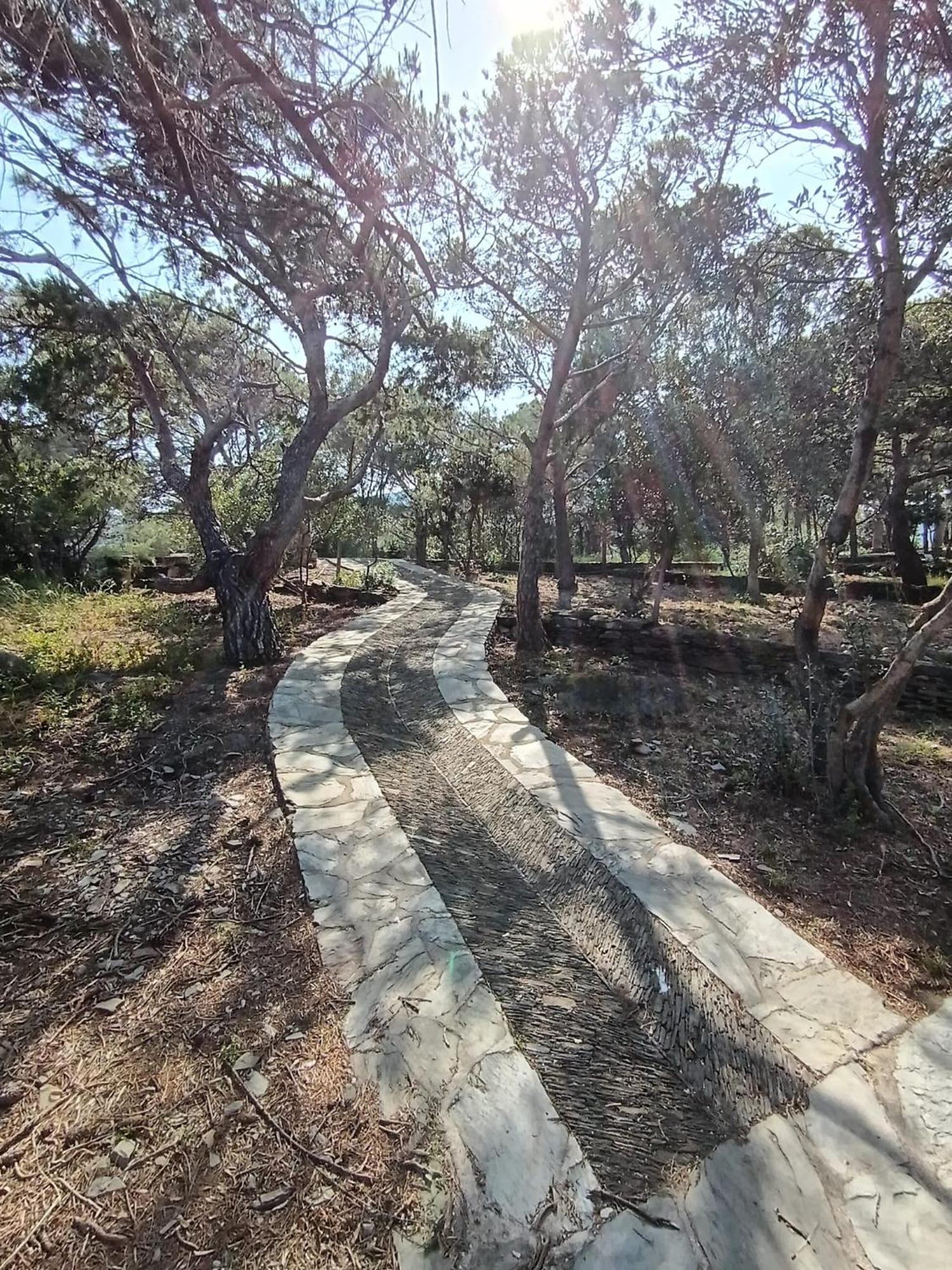 Isla Privada en Cadaqués de ensueño con 11 habitaciones dobles con baño privado y piscina Exterior foto